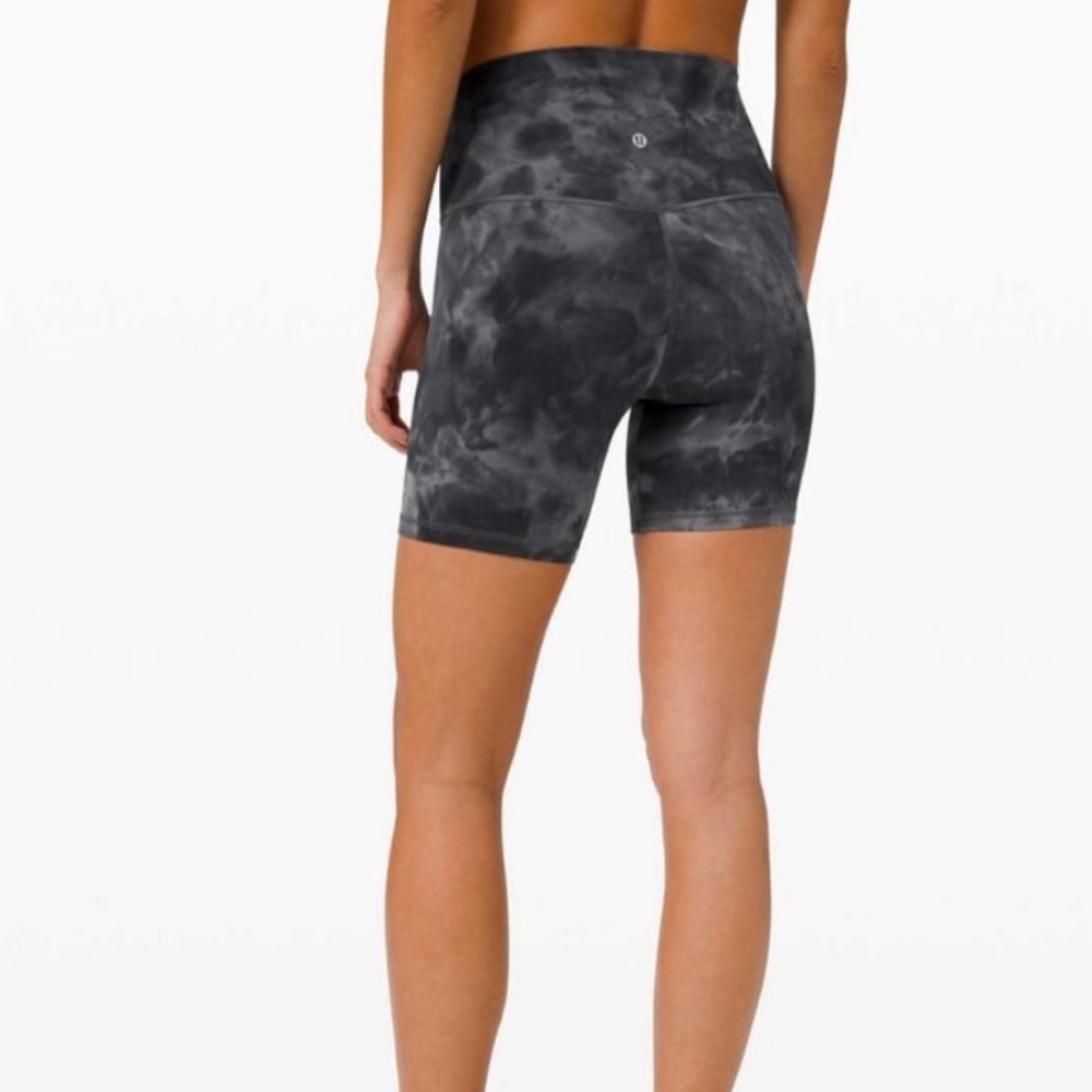 Smoke grey Lulu align shorts 8